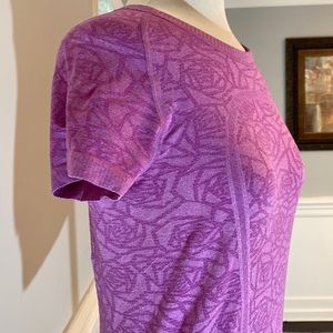 🍋Lululemon Beautiful Heathered Regal Plum Short Sleeved Run Swiftly Tec…